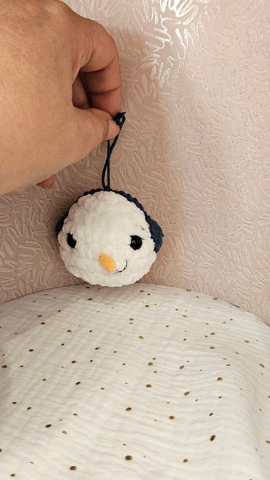 Boule de noel bonhomme de neige avec cache oreille